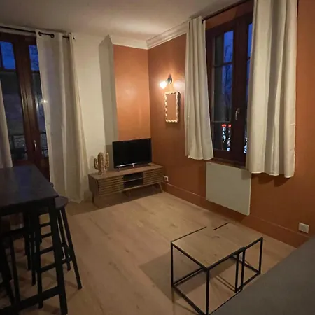 Cosy Proche Centre-ville Et Leman تونو لي با